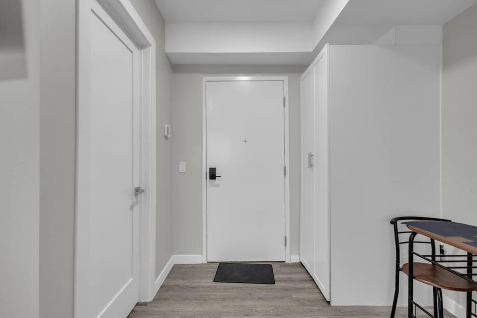 The Platinum Suite Apartment in Oshawa