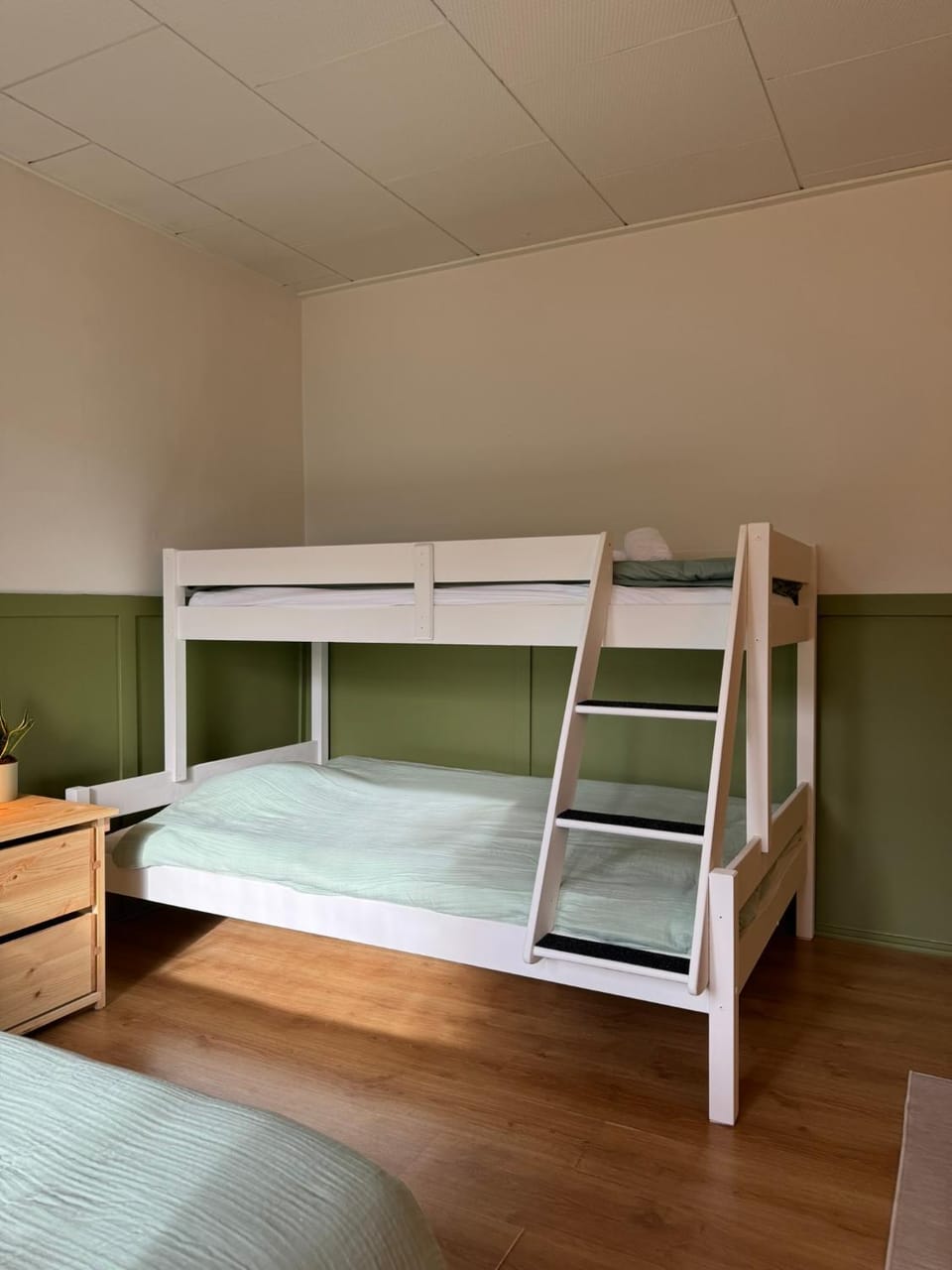 bunk bed