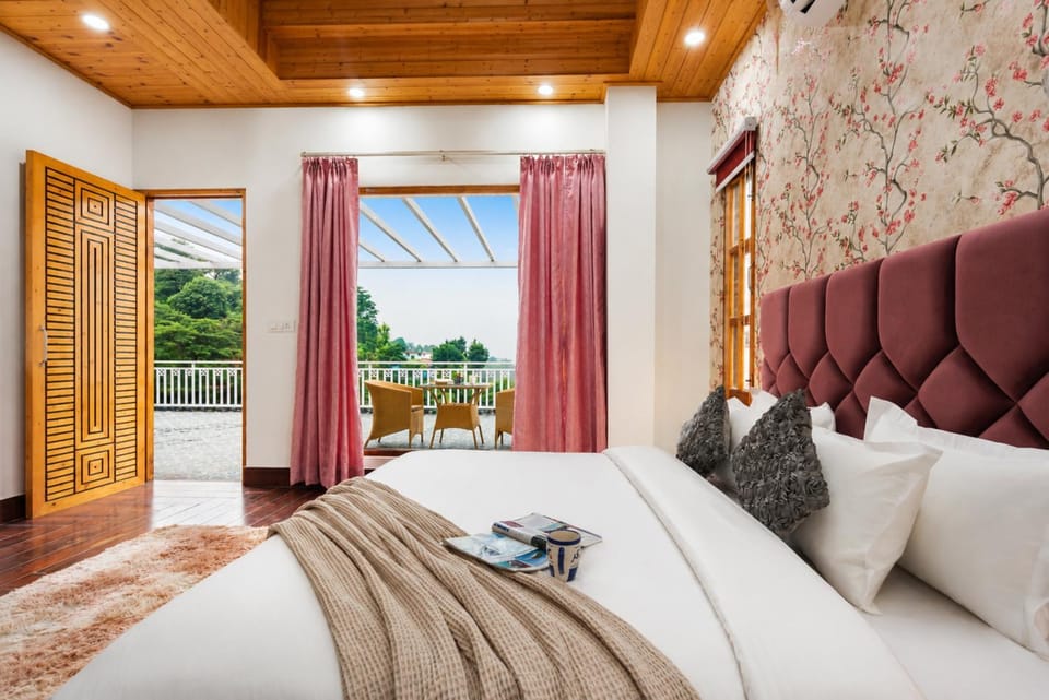 ELIVAAS Signature Secret Escape Pet-friendly 2-BHK Retreat with Patio & Restro Near Ashwani Khad Waterfall Villa in Himachal Pradesh
