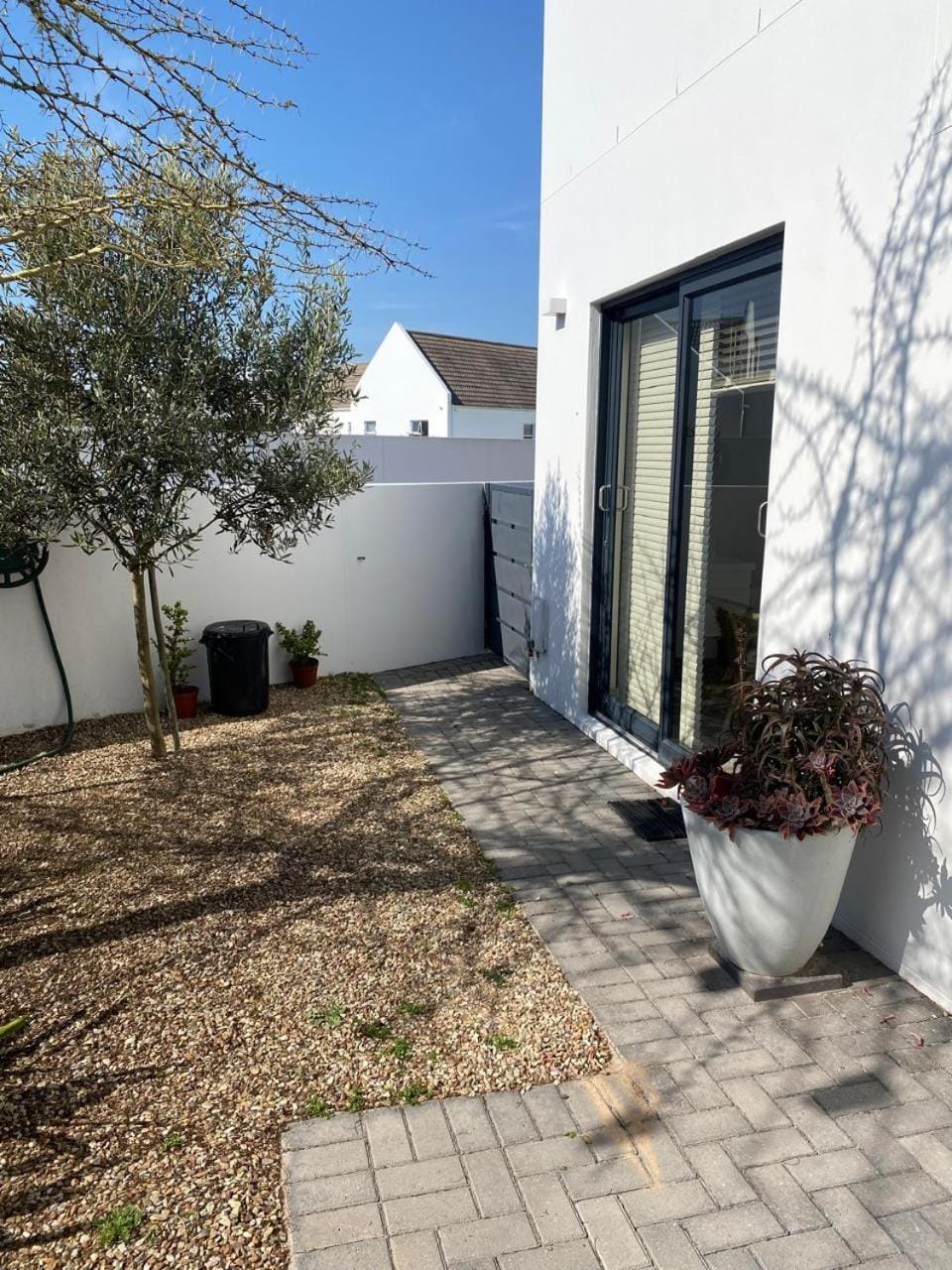 Stay Over at 113 Apartment in Western Cape