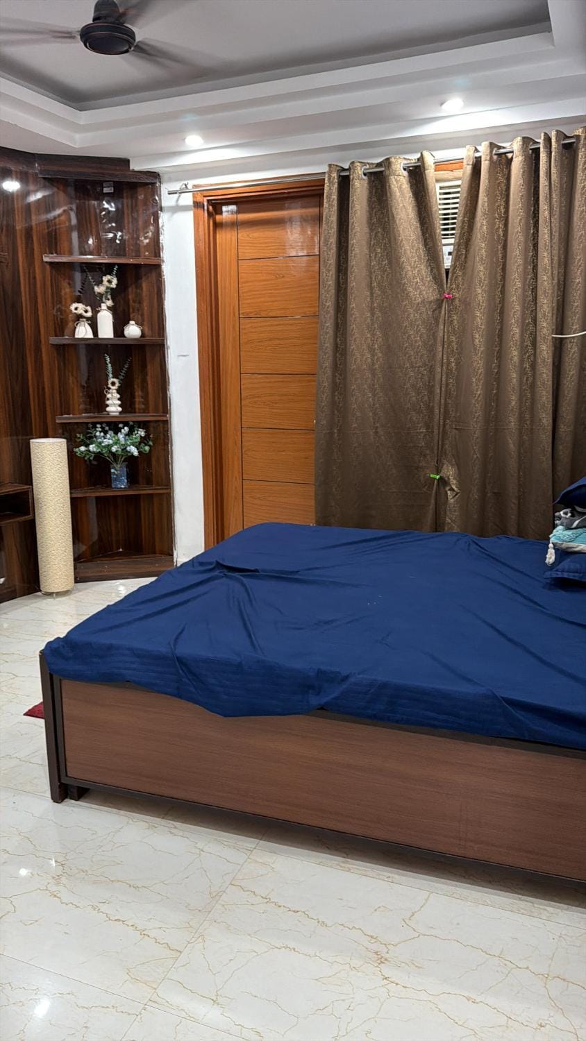 3bhk Independent apartment Apartment in New Delhi