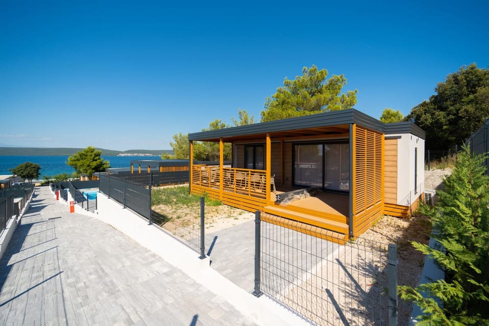 Property building, Day, Natural landscape, View (from property/room), Balcony/Terrace, Sea view