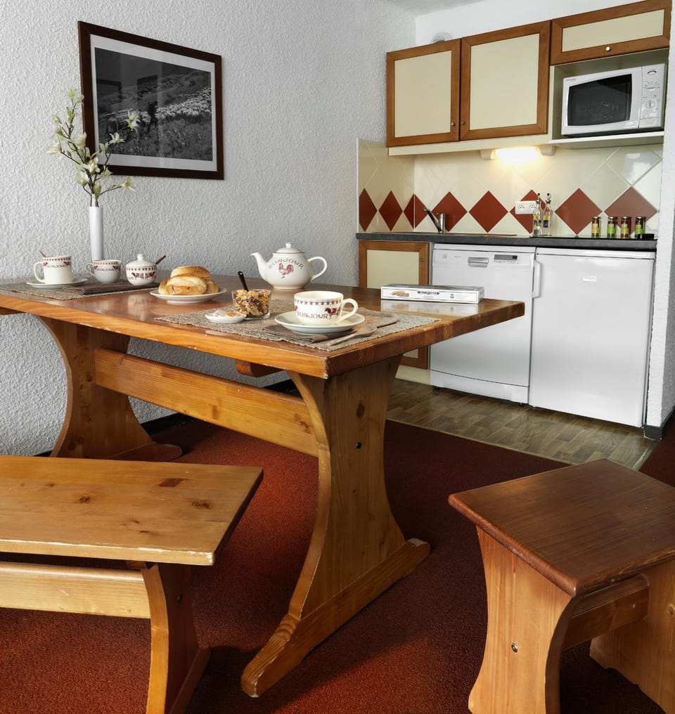 Abrineige Le Schuss Val Thorens Apartment in Les Allues