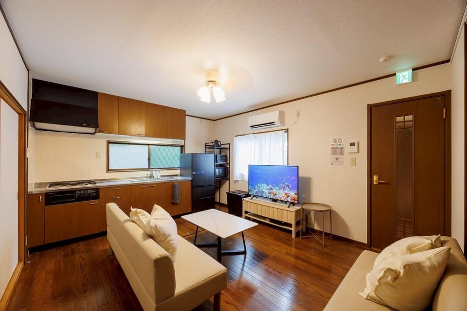 TV and multimedia, Kitchen or kitchenette, Seating area, Dining area