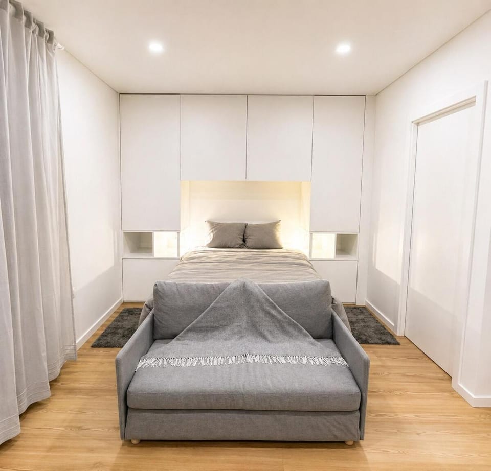 Bed, Bedroom