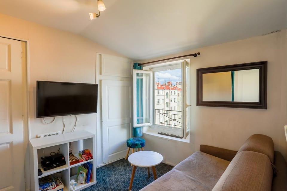 TV and multimedia, Living room