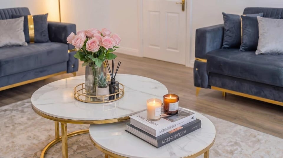 Living room, Seating area