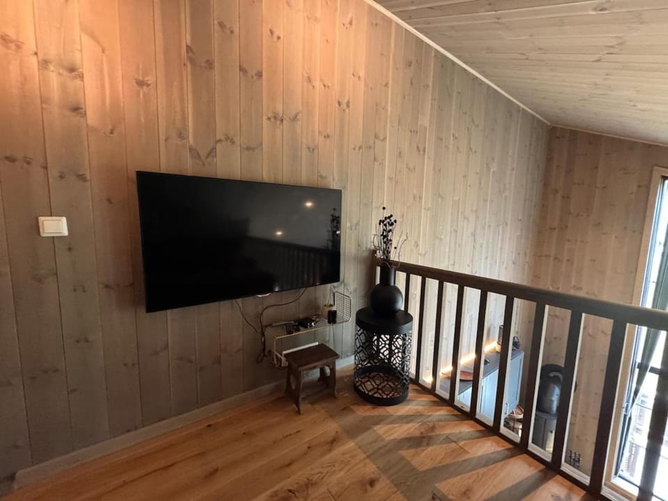 New! Modern and cozy apartment - 4 Bedrooms Apartment in Vestland