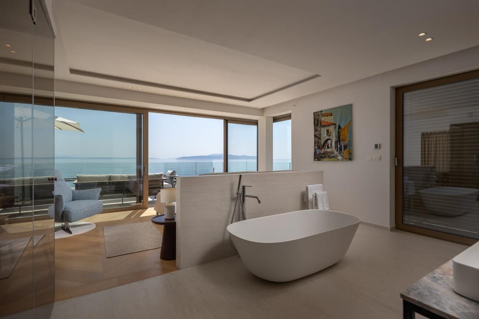 Property building, Spa and wellness centre/facilities, Bedroom