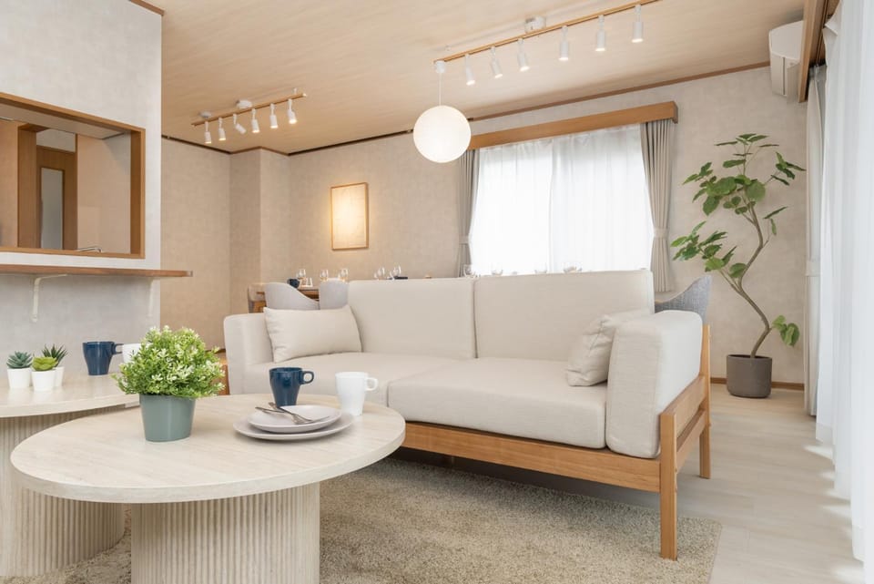 Nagoya13 5BR 8 Beds MAX17 Kids Space Apartment in Nagoya