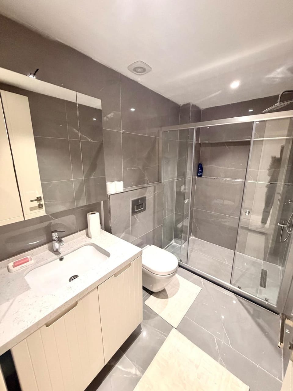 Shower, Toilet, Bathroom