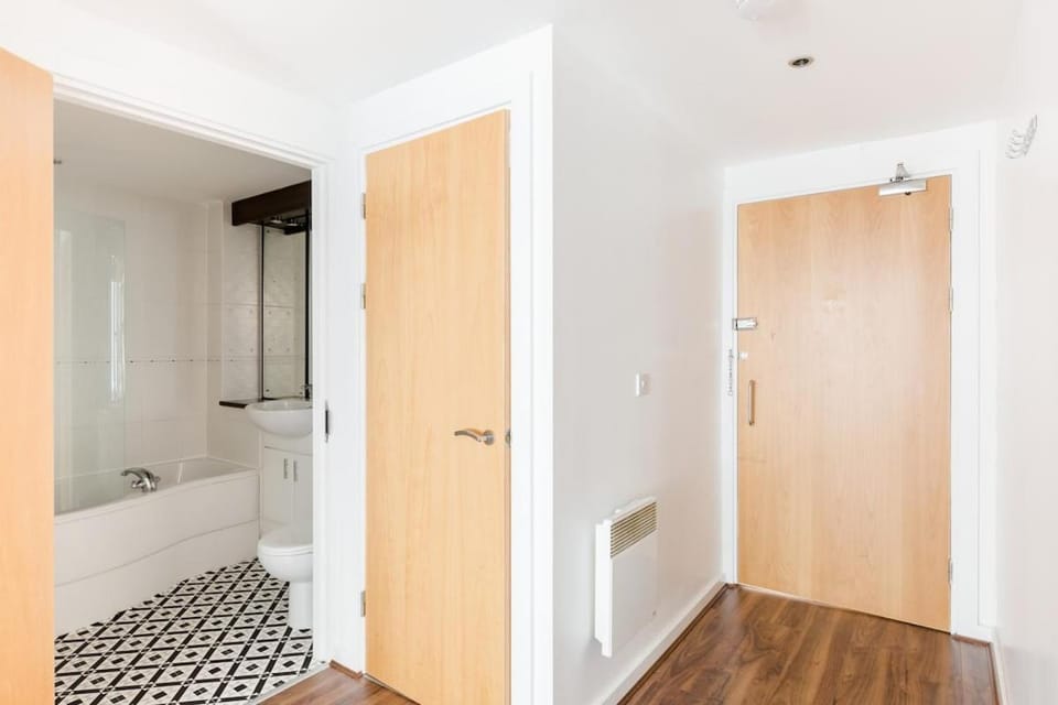 Classic 2 Bedroom City Centre Flat, near Bull Ring Apartment in Birmingham