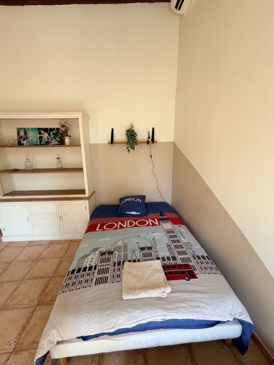 Chez Becca Clim, Cours Julien Apartment in Marseille
