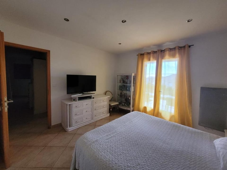 Villa Virginie 10 minutes de la plage et proche aéroport Villa in Corsica