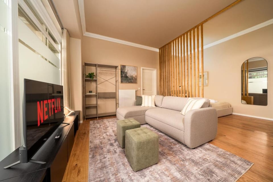 Homely Berlin - Design Apartment in Friedrichshain mit privatem Eingang Apartment in Berlin
