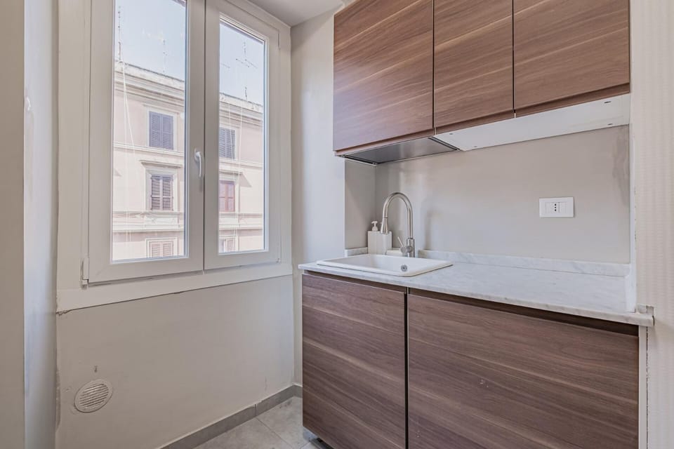 Royal Amedeo Suites Apartment in Rome