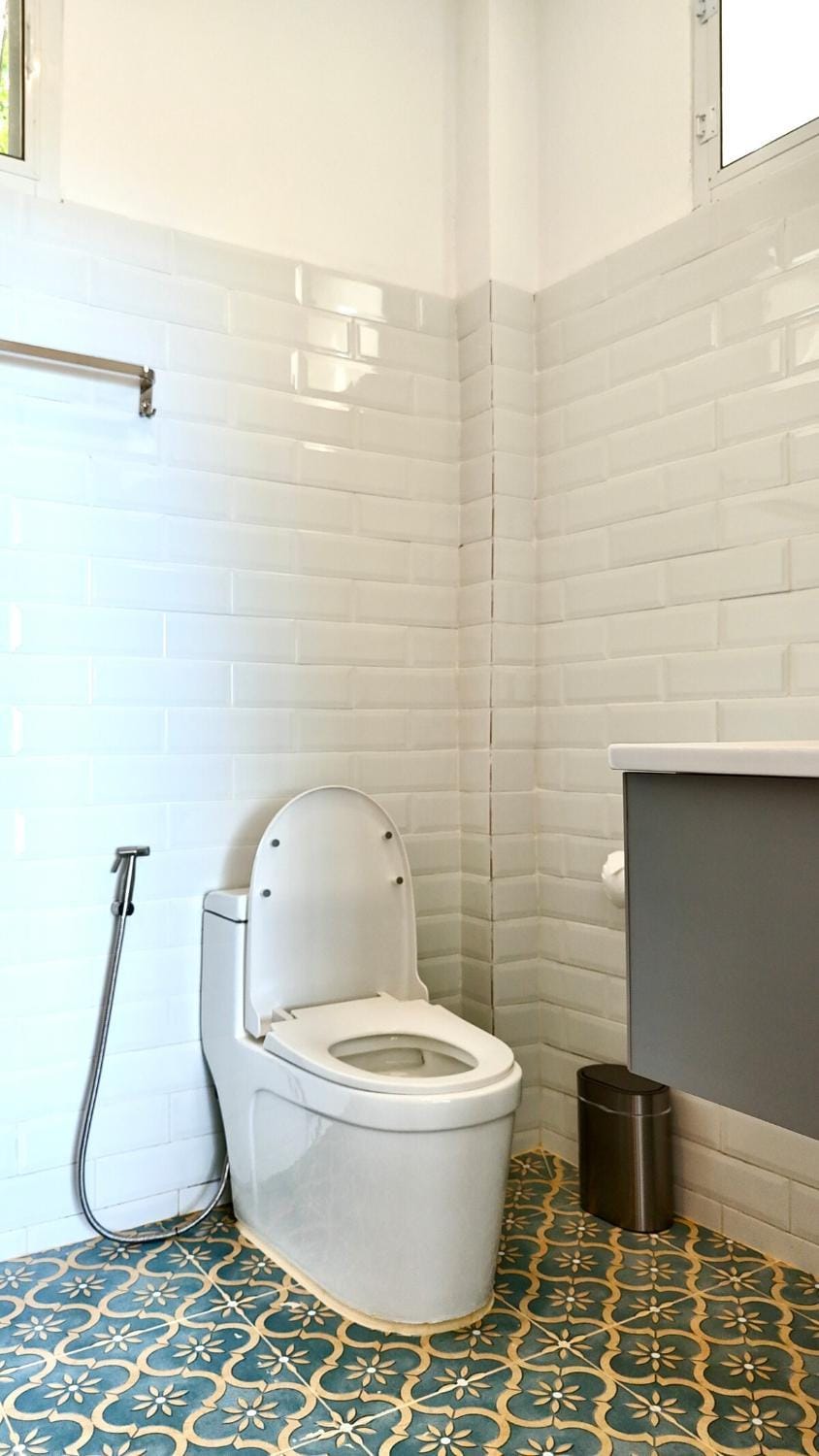 Toilet, Bathroom