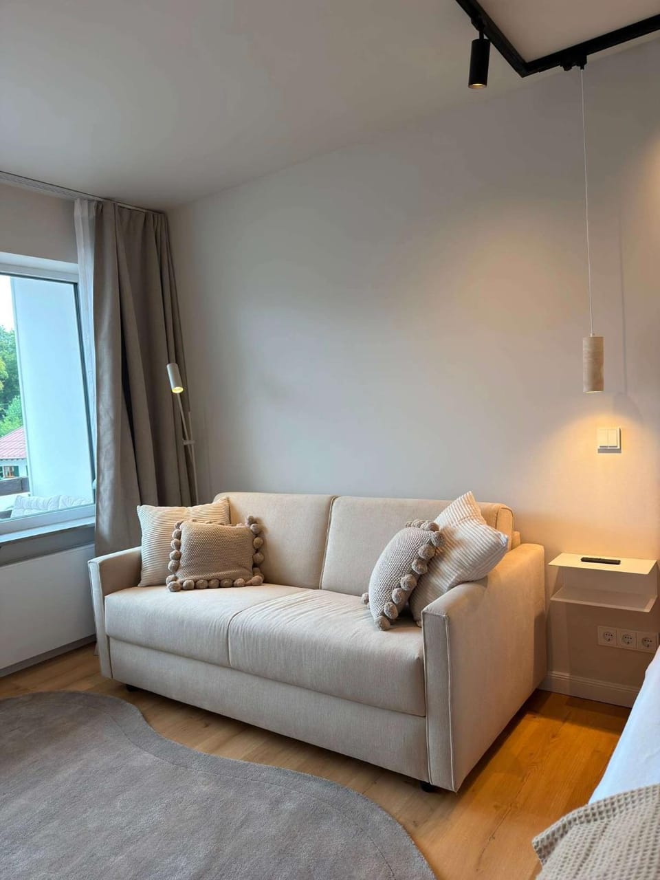 Living room, Photo of the whole room, Seating area