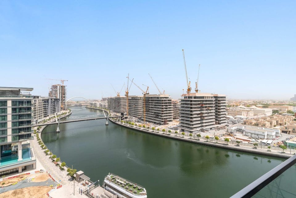 City view, Lake view