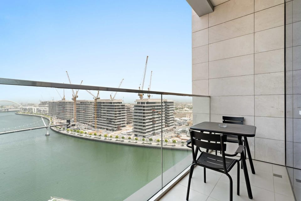 Balcony/Terrace, City view, Lake view