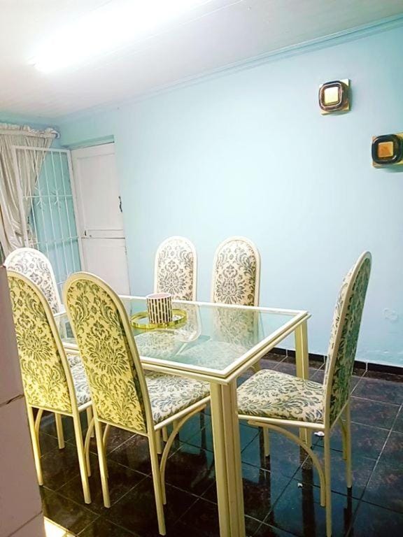 Adams central stay Bed and Breakfast in Cape Town