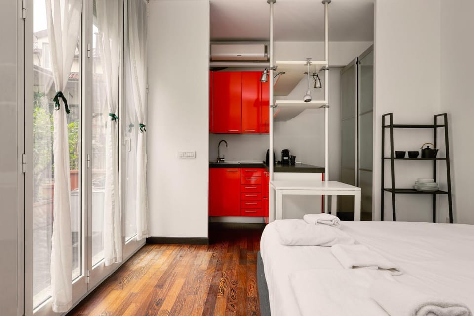 Bed, kitchen