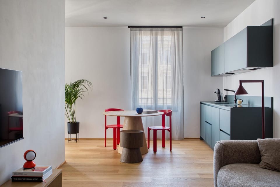 Kitchen or kitchenette, Living room, Dining area