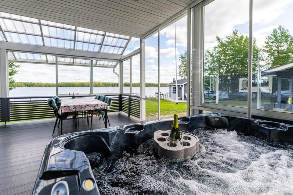Hot Tub