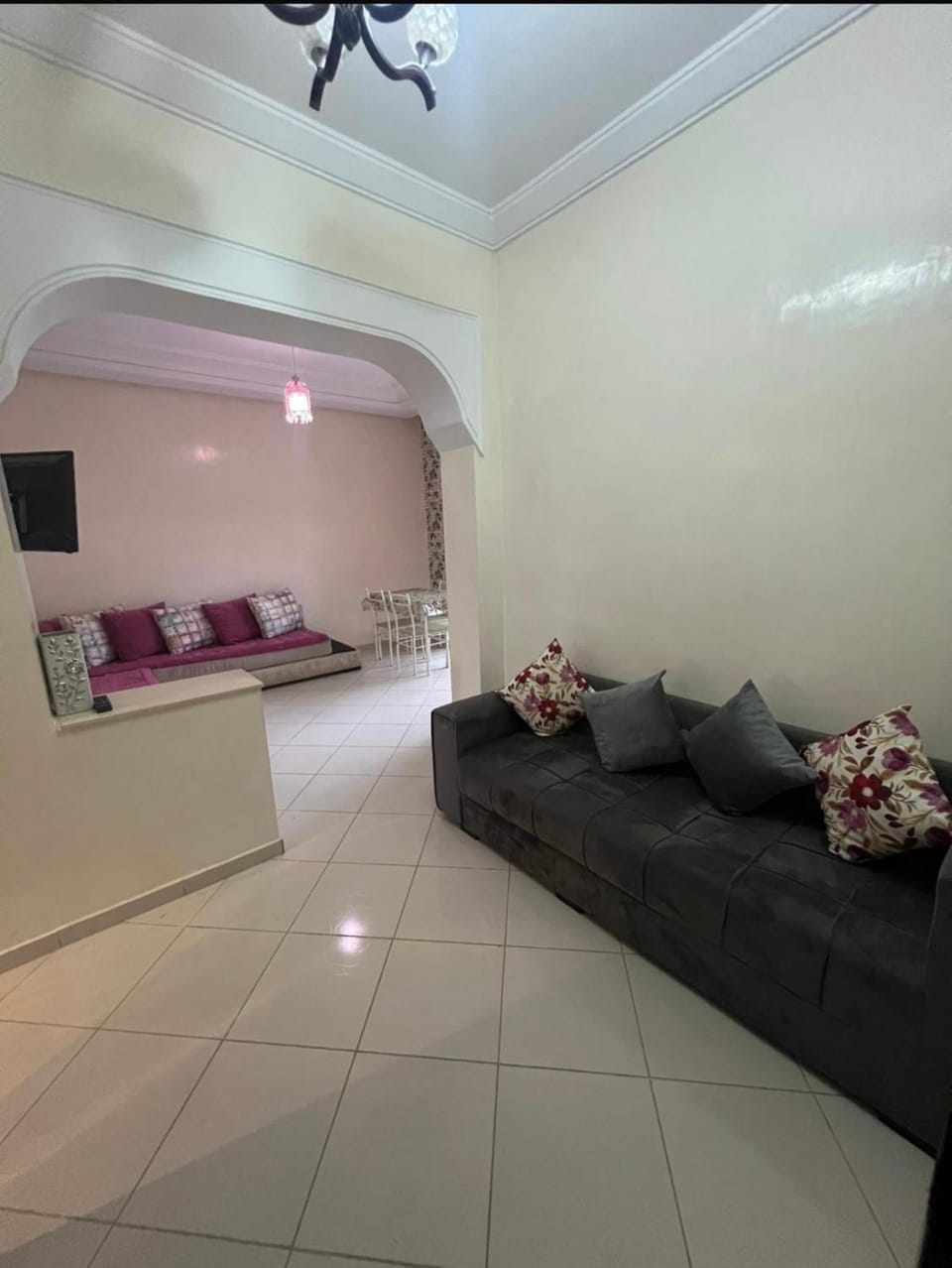 Résidence Riad Bensaadoune á Sidi rahal A Signaler la PISCINE Ne fonctinne pas elle est vide tout le mois d'Août cause d'un probléme technique Apartment in Casablanca-Settat