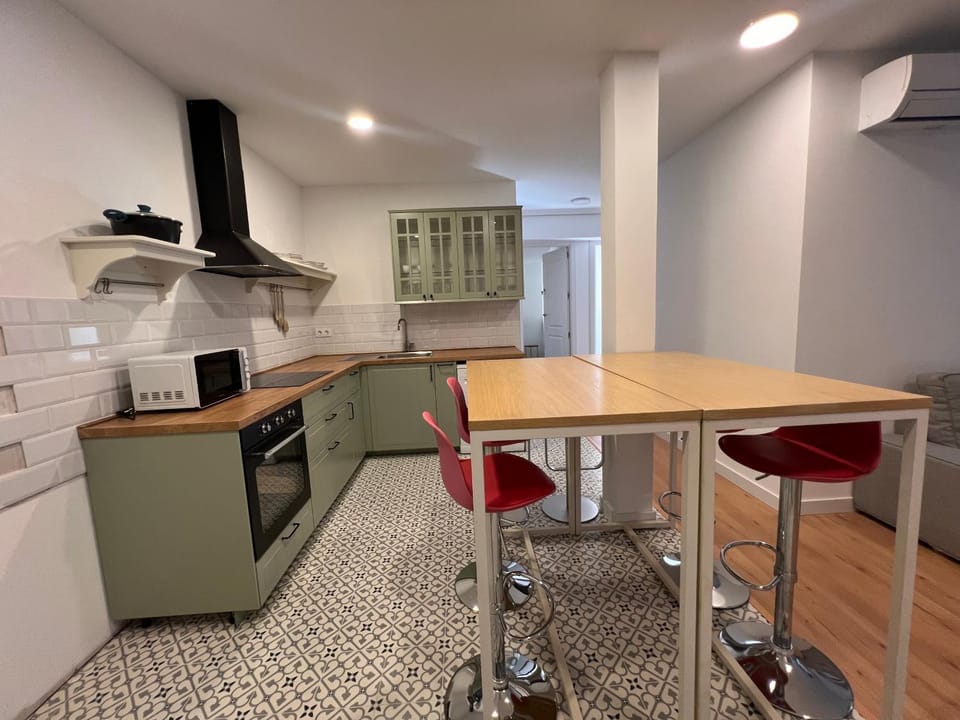 Coliving Osa Mayor Bed and Breakfast in Madrid