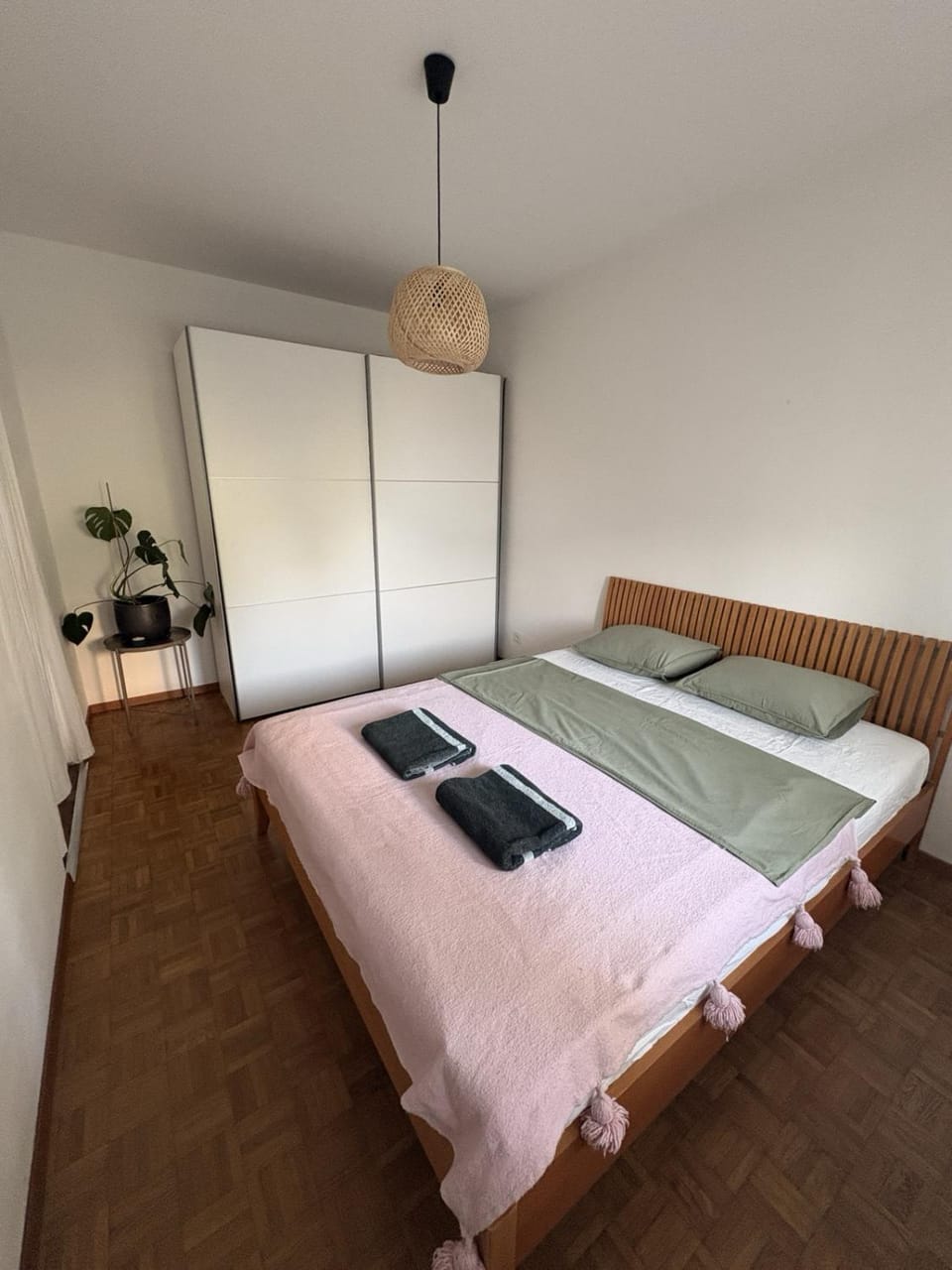 Bed, Bedroom, wardrobe