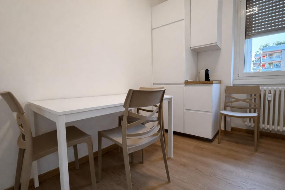 Kitchen or kitchenette, kitchen