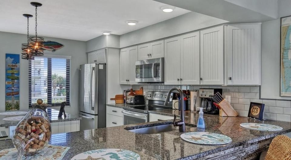 Renovated Oceanfront Condo with Private Balconies Apartment in Seacrest Beach