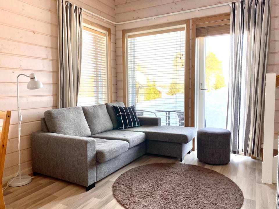 Kiljusenkallio 22 B 3 Villa Vilperi House in Finland