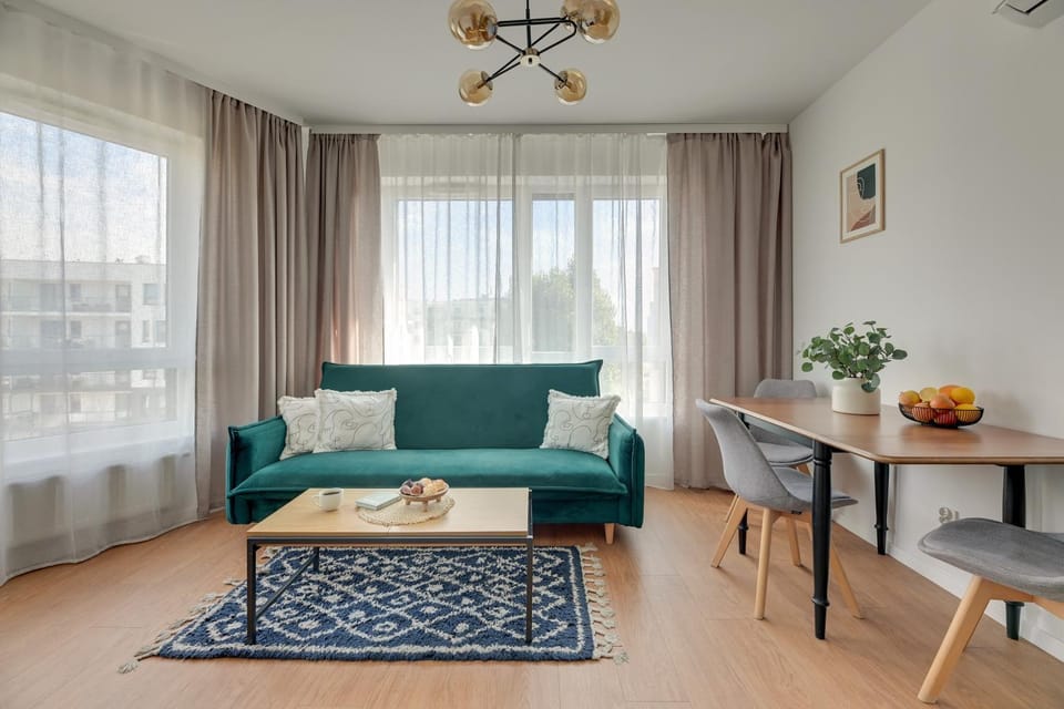 Living room, Photo of the whole room, Seating area, Dining area