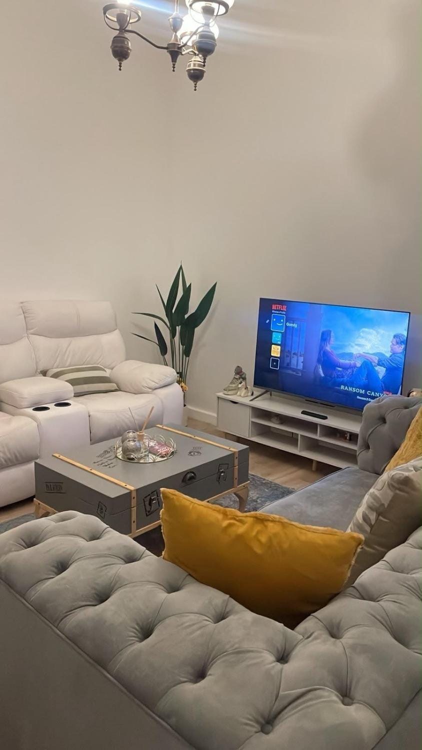 Cozy central home Apartment in Sea Point