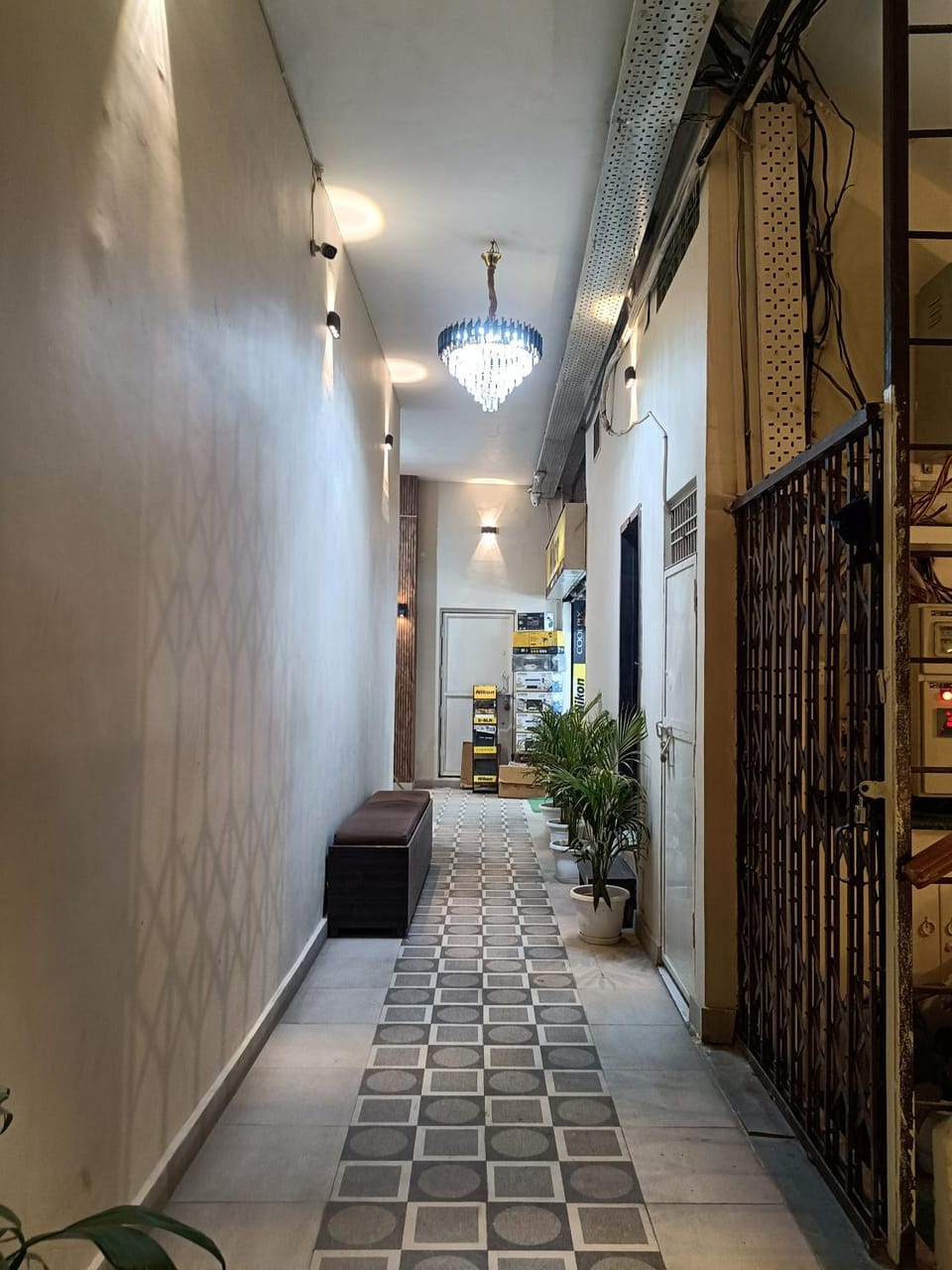 Happy Home Paying Guest House Bed and Breakfast in Varanasi