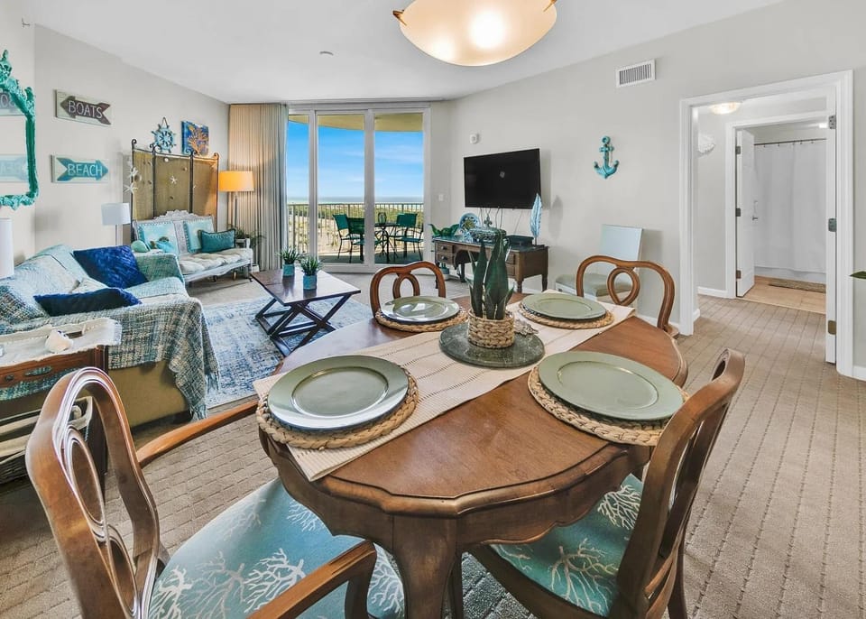 Penthouse Gulf View Suite Near Destin Beach Apartment in Destin