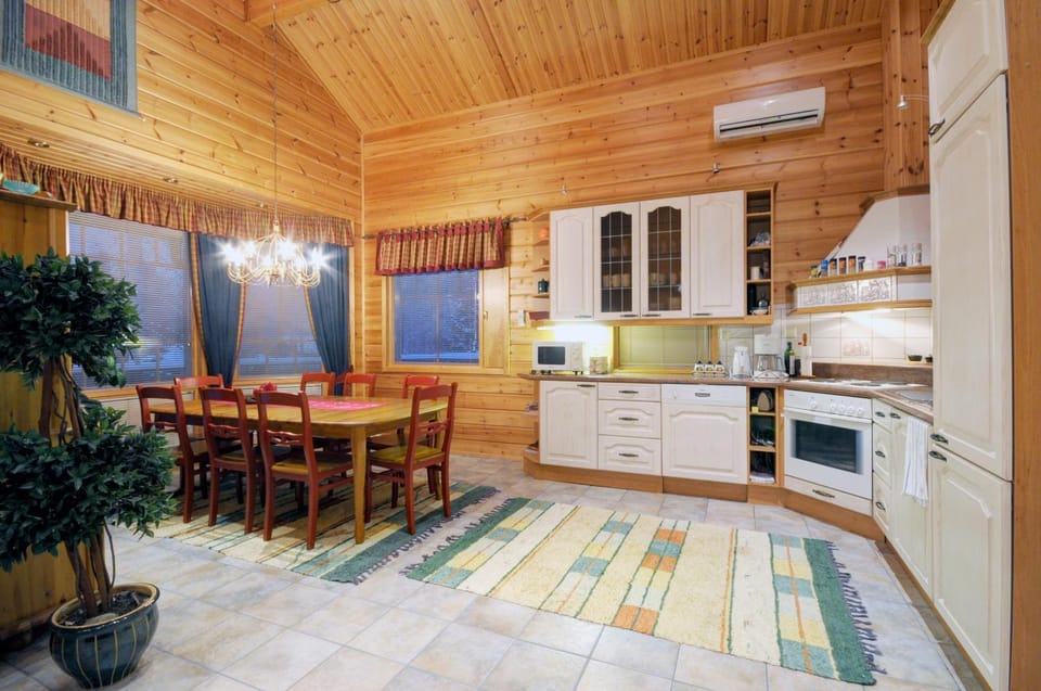 Syvärinkaari 14 C House in Finland