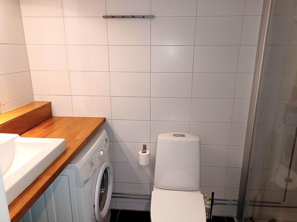 Family Flat in Hummeln Walk to Town & Lifts Apartment in Sweden