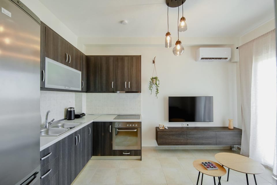 TV and multimedia, Kitchen or kitchenette, Living room