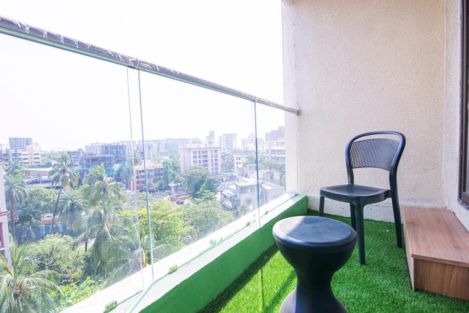 Patio, Day, View (from property/room), Balcony/Terrace, Living room, Seating area