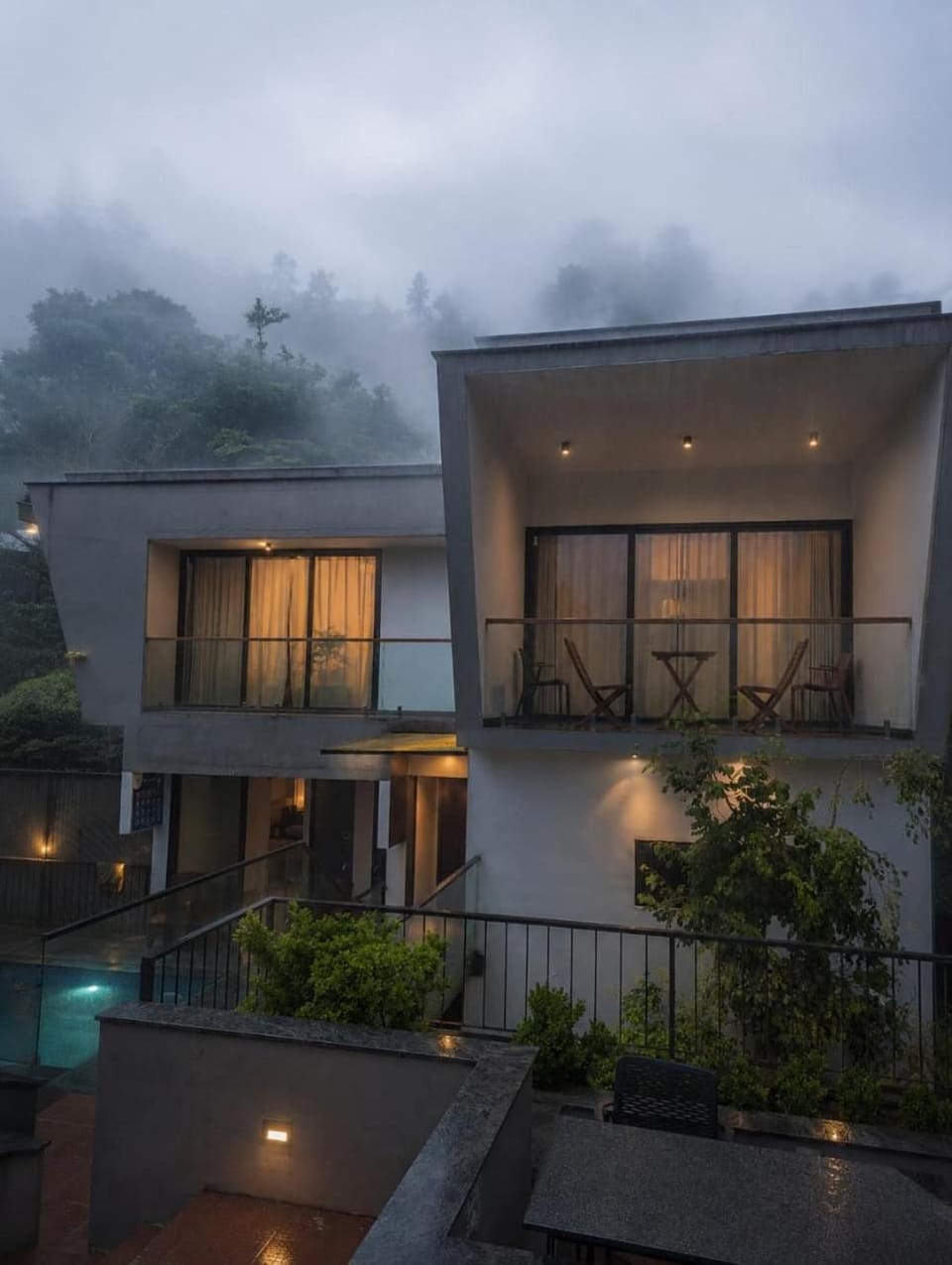 Iris villa 3 By Jetexfly Villa in Kerala