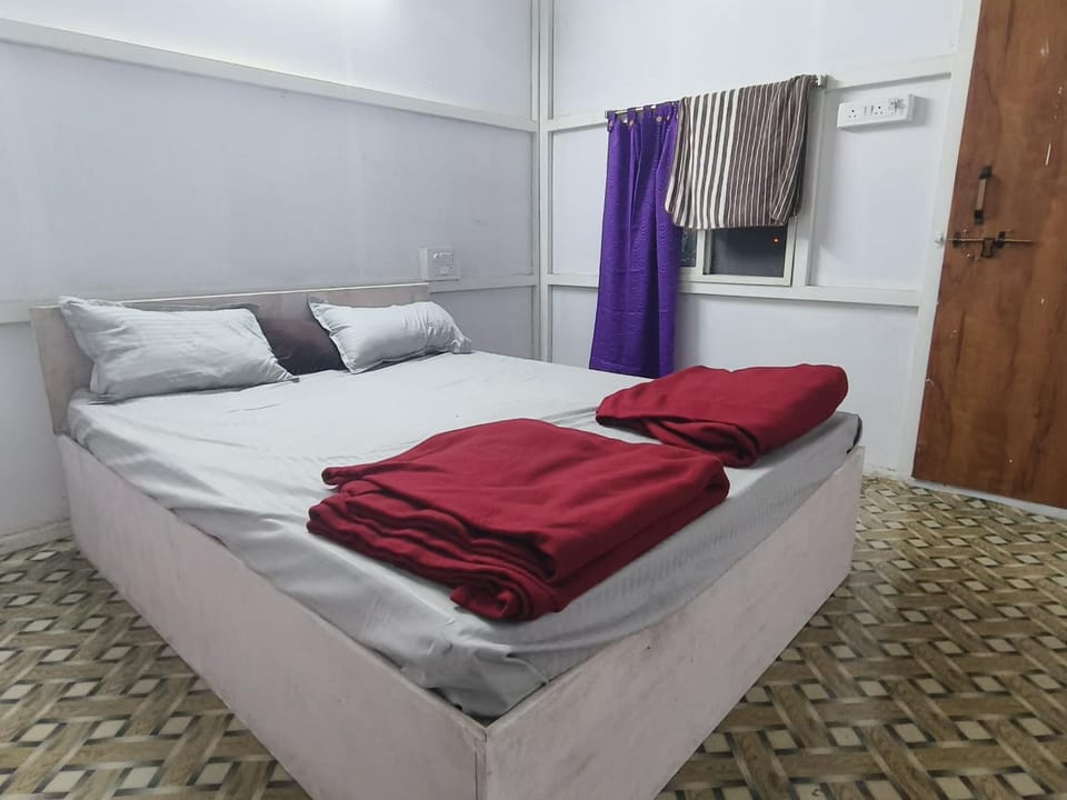 Peacock valley Retreat cafe & Guest house Vacation rental in Karnataka