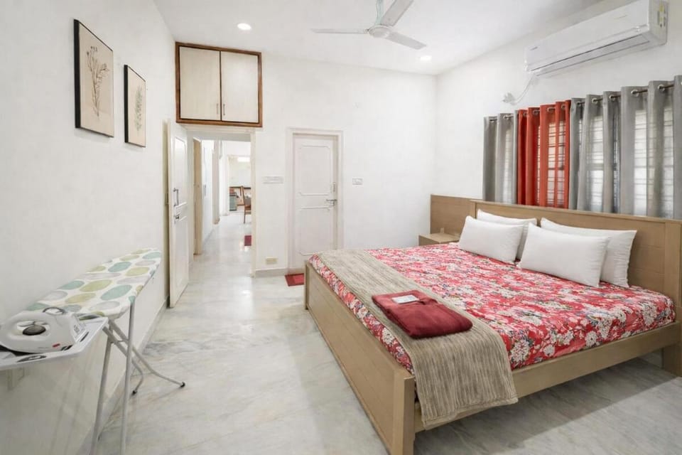 Vintage 3BHK Near Capital Park & Rameswaram-Cafe 201 Apartment in Hyderabad