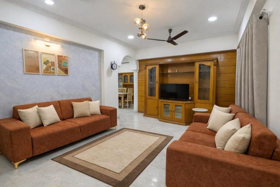 Vintage 3BHK Near Capital Park & Rameswaram-Cafe 201 Apartment in Hyderabad