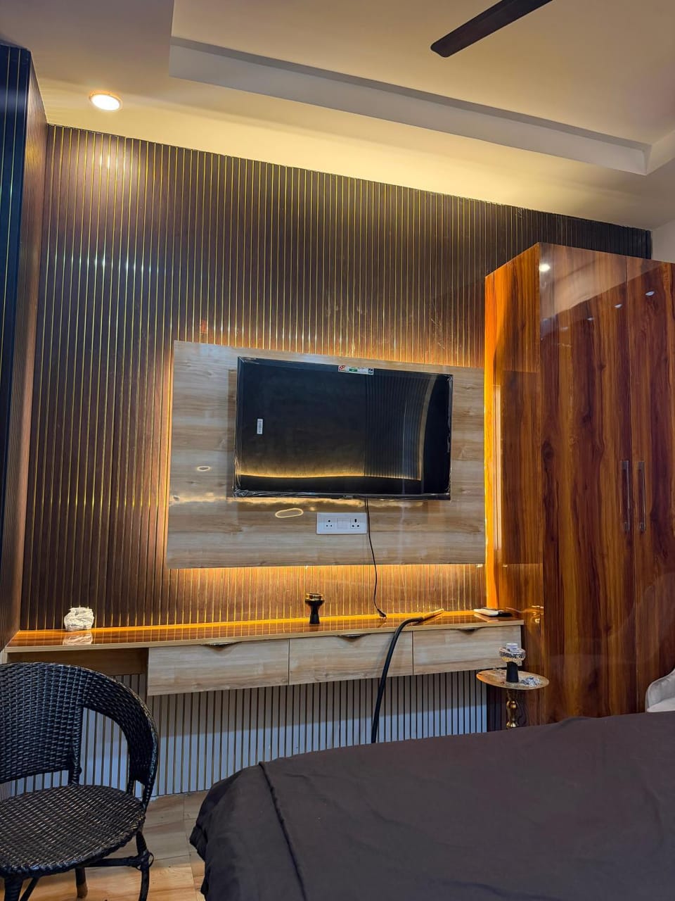 AR STAYs Apartment in Uttar Pradesh