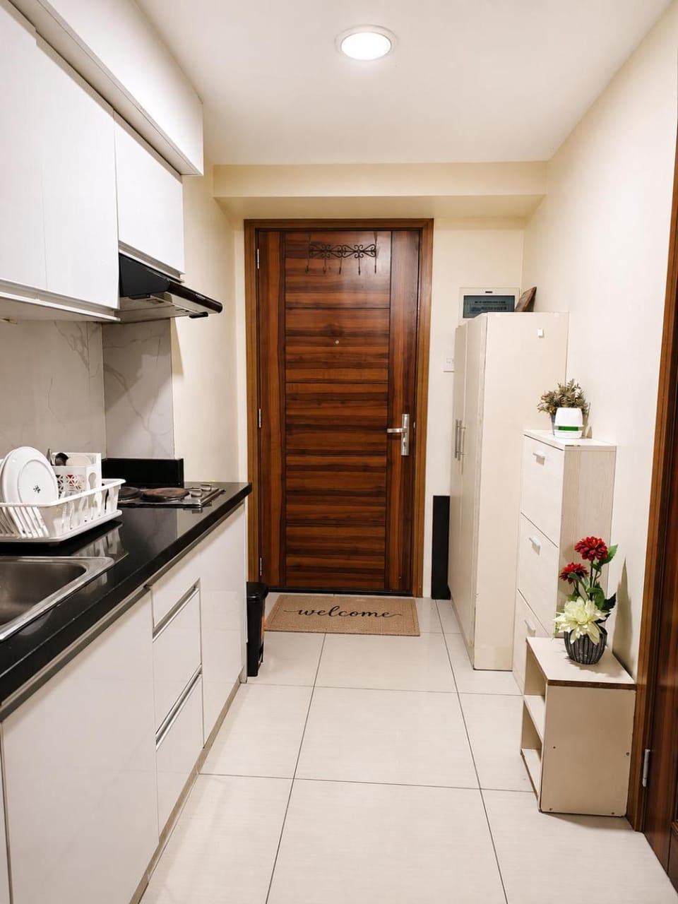 Kitchen or kitchenette, stove