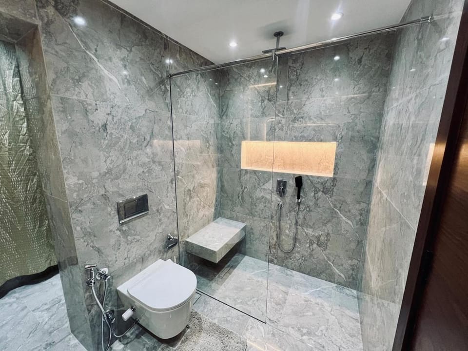 Luxury 3BR Hotel Apartment Next to City Stars Apartment in Cairo Governorate