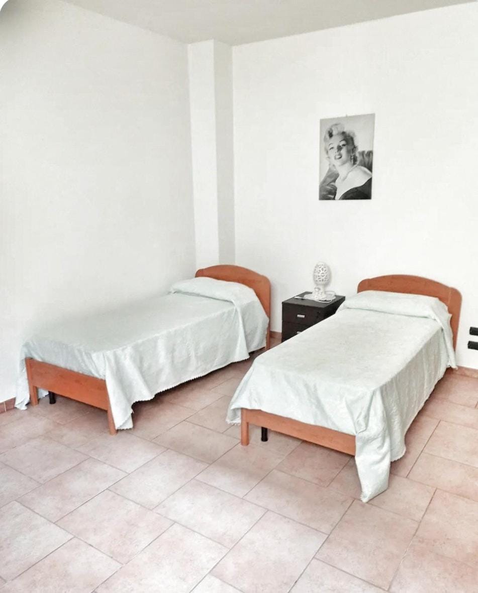 Casa Salentina Spacious 6 Guest 5 Min to Lecce 20 Min Beaches Free Parking Apartment in Apulia
